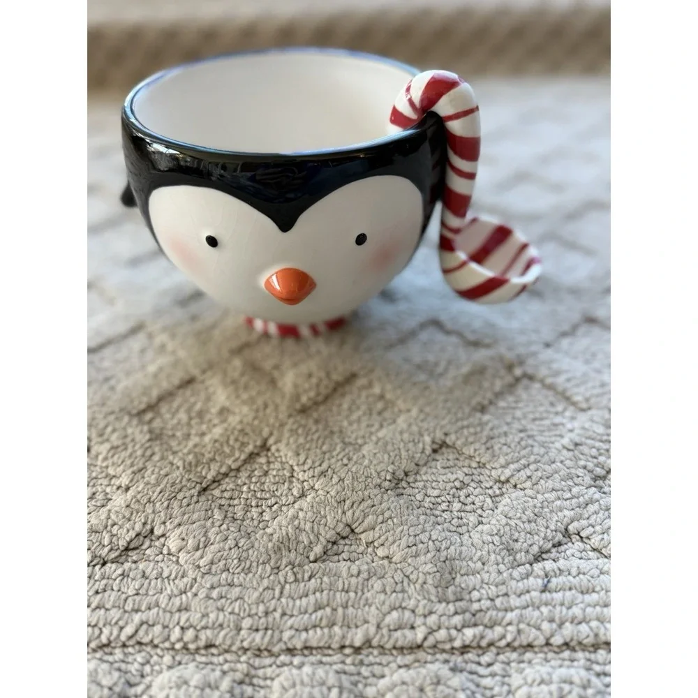 Hallmark Penguin Treat Bowl With Candy Cane Spoon Christmas Decor